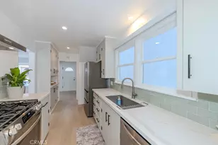 83 63rd Pl, Long Beach, CA 90803 - Photo 18