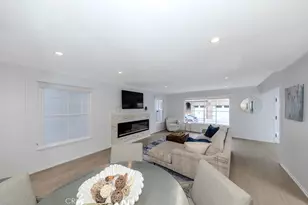 83 63rd Pl, Long Beach, CA 90803 - Photo 8