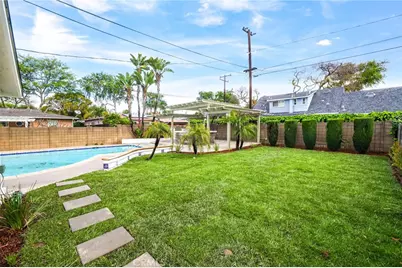 618 N Lincoln, Fullerton, CA 92831 - Photo 26