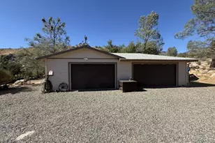 9780 Fay Ranch, Weldon, CA 93240 - Photo 20