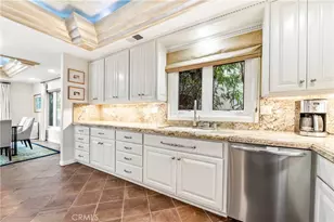 215 Glendora, Long Beach, CA 90803 - Photo 12