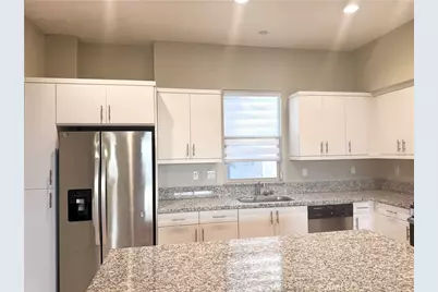 718 Central Avenue, Upland, CA 91786 - Photo 2