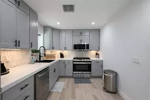 1020 N Raitt, Santa Ana, CA 92703 - Photo 14