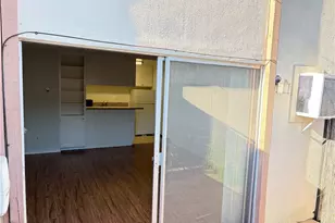 5585 E Pacific Coast Hwy, Long Beach, CA 90804 - Photo 14