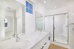 16582 Bottlebrush Ln, Fontana, CA 92336 - Photo 14