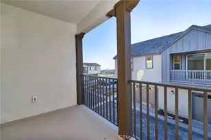 16582 Bottlebrush Ln, Fontana, CA 92336 - Photo 2