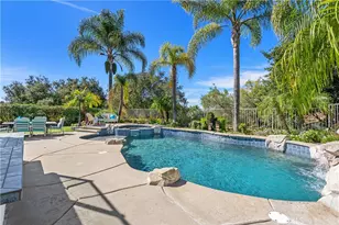 27921 Atherston, Mission Viejo, CA 92692 - Photo 2