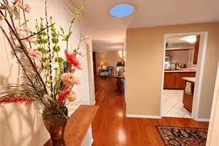 16711 Greenview Ln, Huntington Beach, CA 92649 - Photo 18