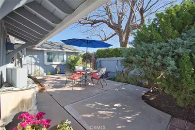 16711 Greenview Lane, Huntington Beach, CA 92649 - Photo 8