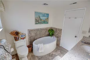 16711 Greenview Ln, Huntington Beach, CA 92649 - Photo 26