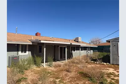 55519 Iona, Yucca Valley, CA 92284 - Photo 4