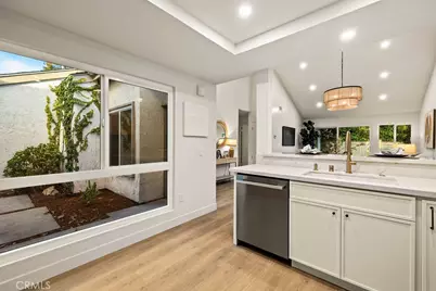 32126 Via Viente #32, San Juan Capistrano, CA 92675 - Photo 8