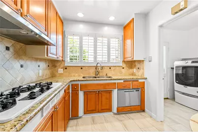 15408 Hayford, La Mirada, CA 90638 - Photo 8