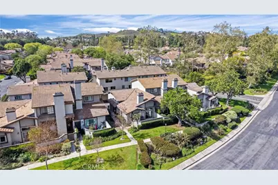 8 Evening Breeze, Irvine, CA 92603 - Photo 16