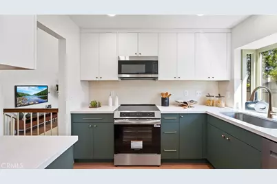 8 Evening Breeze, Irvine, CA 92603 - Photo 4