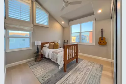 2712 W Oceanfront, Newport Beach, CA 92663 - Photo 18
