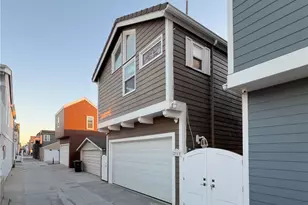 2712 W Oceanfront, Newport Beach, CA 92663 - Photo 28