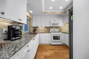 22312 Summit Hill Dr, Lake Forest, CA 92630 - Photo 6
