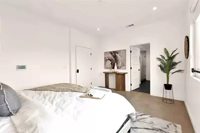 113 1/2 N Manhattan Place, Los Angeles, CA 90004 - Photo 32