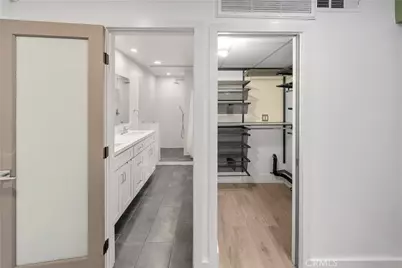 532 N Rossmore Avenue #107, Los Angeles, CA 90004 - Photo 16