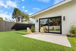23755 Clarendon, Woodland Hills, CA 91367 - Photo 46