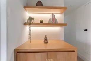 23755 Clarendon, Woodland Hills, CA 91367 - Photo 30