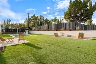 23755 Clarendon, Woodland Hills, CA 91367 - Photo 48