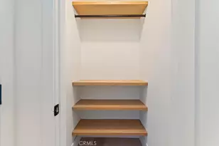 23755 Clarendon, Woodland Hills, CA 91367 - Photo 24