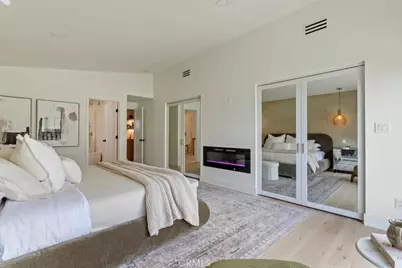 23755 Clarendon, Woodland Hills, CA 91367 - Photo 32