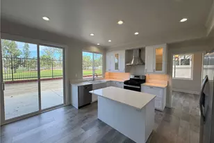 12423 Sebastian Pl, Tustin, CA 92782 - Photo 8