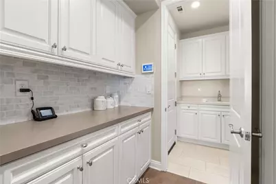 1662 Sunset View Drive, Lake Forest, CA 92679 - Photo 10