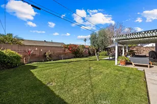 17401 Jefferson Ln, Huntington Beach, CA 92647 - Photo 32