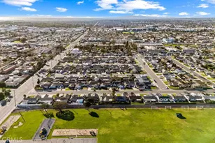 17401 Jefferson Ln, Huntington Beach, CA 92647 - Photo 36