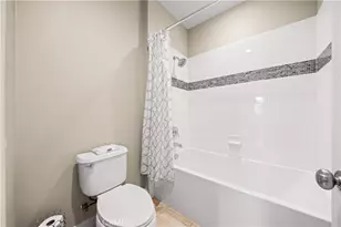 70 Twin Gables, Irvine, CA 92620 - Photo 24