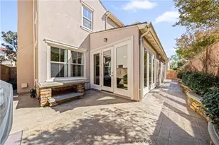 70 Twin Gables, Irvine, CA 92620 - Photo 24