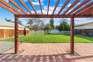 3875 Everest, Riverside, CA 92503 - Photo 12