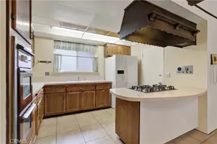 2218 Lewis St, Santa Ana, CA 92706 - Photo 14