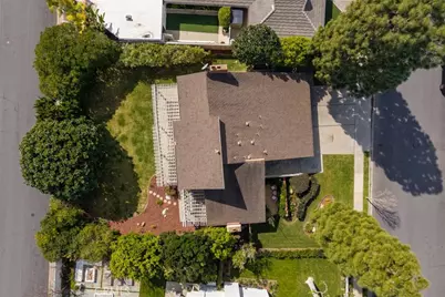 1208 Somerset, Newport Beach, CA 92660 - Photo 32