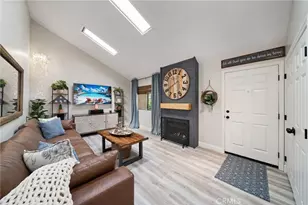 15 Big Dipper Ct, Newport Beach, CA 92663 - Photo 4