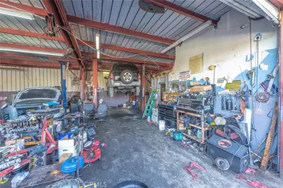 9041 Katella, Anaheim, CA 92804 - Photo 22