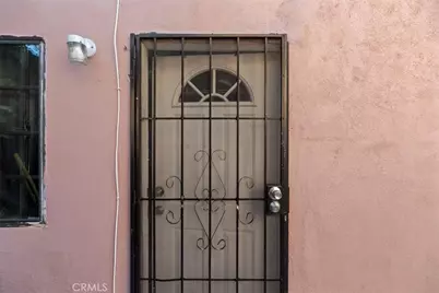 1174 W 38th, Los Angeles, CA 90037 - Photo 10