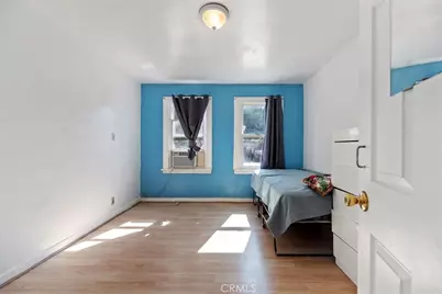 1174 W 38th, Los Angeles, CA 90037 - Photo 6