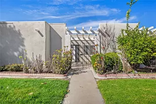 2005 Via Mariposa, Laguna Woods, CA 92637 - Photo 2