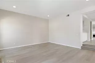 18 Hillsdale, Newport Beach, CA 92660 - Photo 8