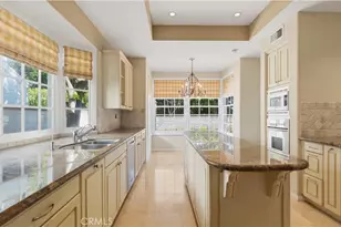 18 Hillsdale, Newport Beach, CA 92660 - Photo 10