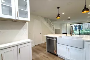 196 Pineview, Irvine, CA 92620 - Photo 4