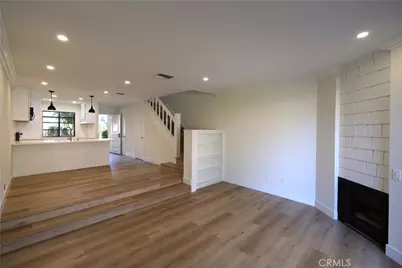 196 Pineview, Irvine, CA 92620 - Photo 2