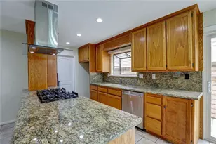 1652 Lance, Tustin, CA 92780 - Photo 2