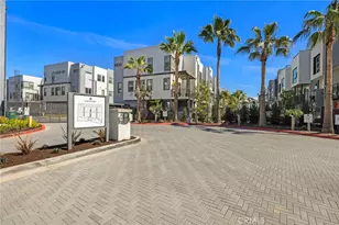 162 Placemark, Irvine, CA 92614 - Photo 60