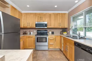 22482 Caminito Esteban, Laguna Hills, CA 92653 - Photo 8